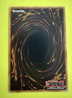 YuGiOh ~ Dark Magician of Destruction ~ EN011 ~ Maze of the Muertos ~Secret Rare - Image 2