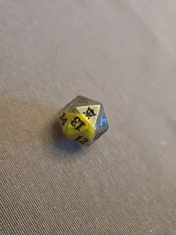 MTG Spindown Die "Dragons of Tarkir" Green/ Gray Color D20 Dice - Image 1