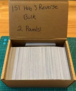 Pokemon TCG Scarlet & Violet: 151 - 2 Pounds of Holo & Reverse Bulk - Image 1