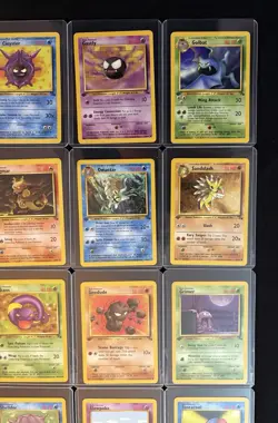 Pokemon TCG Card Collection Fossil First 1st Edition 33 Cards Incomplete Regular - Image 4
