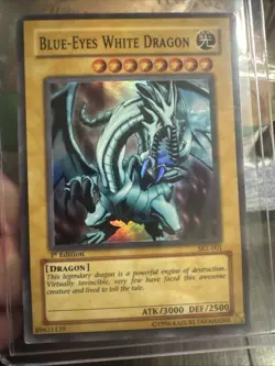Blue-Eyes White Dragon SKE-001 Starter Deck: Kaiba Evolution 1st Edition - Image 1