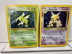 Alakazam 1/102 Scyther 17/130 Base Set Unlimited Holo Rare Pokemon Card DMG - Image 1