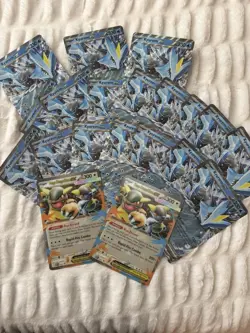 Lot Of 20 Jumbo Pokemon Cards - 18 Kyurem + 2 Kangeskhan Refractor - Image 1