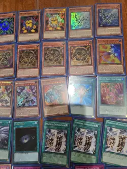 Yugioh Machine Gadget (platinum, gold, silver) complete deck + card sleeves - Image 3