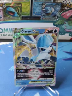 Glaceon V SWSH197 SWSH: Sword & Shield Promo Cards Holo - NM - Image 1