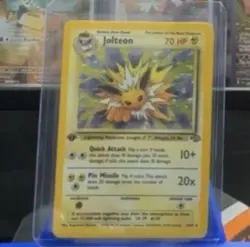 Jolteon 1st Edition Holo 4/64 Jungle WOTC 1999 Pokemon Card MP Vintage - Image 1