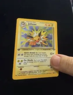 Jolteon 1st Edition Holo 4/64 Jungle WOTC 1999 Pokemon Card MP Vintage - Image 2