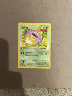 Koffing 1st Edition Base Set Shadowless 051/102 50 HP Pokemon Card - Image 3