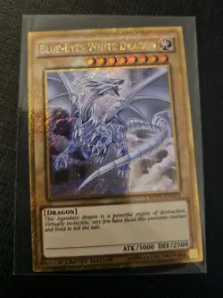 3x Blue-Eyes White Dragon Gold Secret Rare Playset MVP1-ENGV4 YuGiOh! NM - Image 3
