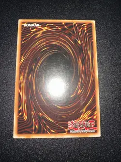 Yu-Gi-Oh! Dark Magician YSYR-EN001 Ultimate Rare 1st Edition LP - Image 2