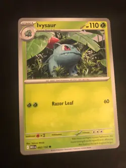 Ivysaur 002/132 Me01: Mega Evolution Regular - Pokemon Regular - Image 1