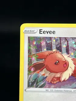 Pokemon TCG Eevee SWSH175 SWSH Black Star Promos NM - Image 2
