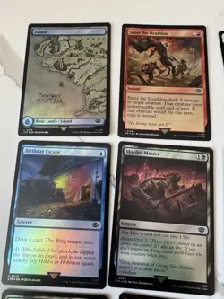 Magic The gathering - Lord of the Rings Bulk Lot 12 holos, 4 rares & 100+ Cards - Image 2