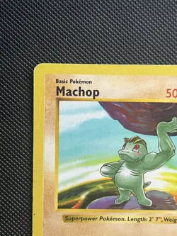 Machop 52/102 - Base Set - Shadowless Common Pokemon Card - MP - Image 2