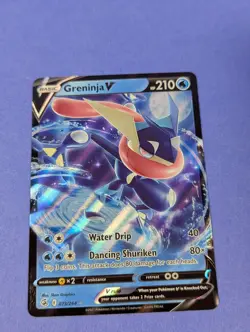 Greninja V - 073/264 - Rare Ultra Holo Fusion Strike - Pokemon Card - NM - Image 1