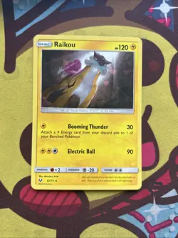Pokemon Raikou 32/73 - SM Shining Legends - Shatter Holo - Excellent - Image 1