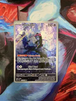 Pokemon Munkidori 072/064 Illustration Rare – Shrouded Fable SV06 Holo - Image 1