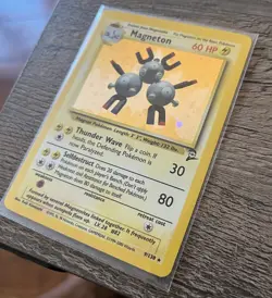 Pokemon TCG Magneton 9/130 Holo Rare Base Set 2 2000 WotC - Image 2