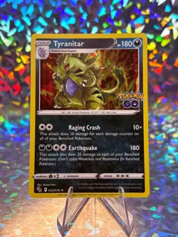 TYRANITAR 043/078 HOLO RARE POKEMON GO POKEMON LP - Image 1