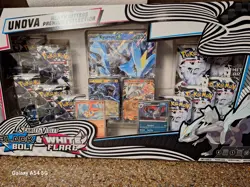 Pokemon TCG Unova Heavy Hitters Premium Collection Black Bolt & White Flare New - Image 1
