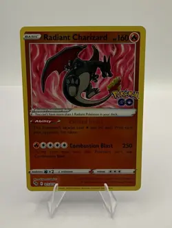 Radiant Charizard 011/078 Pokemon Pokemon GO Holo Radiant Rare NM - Image 1