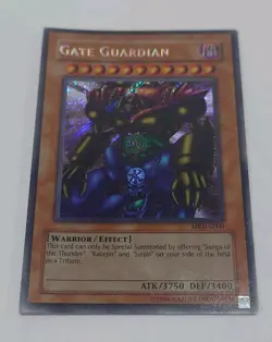 Yu-Gi-Oh Gate Guardian Secret Rare MRD-E000 2002 Metal Raiders Played - Image 1