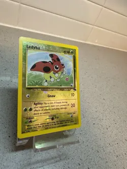 Ledyba 7/18 Southern Island Reverse Holo SWIRL LP Pokemon TCG 2001 - Image 3