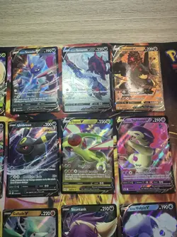 Lot of 15 Pokemon V Sword and Shield Umbreon, Sylveon, (All Pictured) NM/M - Image 3