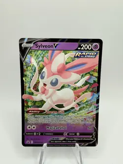 2019 Pokemon SWSH Black Star promo Sylveon V SWSH202 NM - Image 1