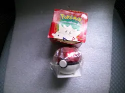 1999 burger King Pokemon Togepi gold plated card never opened with red box - Image 1
