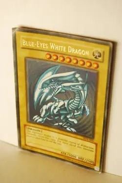 YuGiOh TCG: Blue-Eyes White Dragon SDK-001 - MP - Image 2