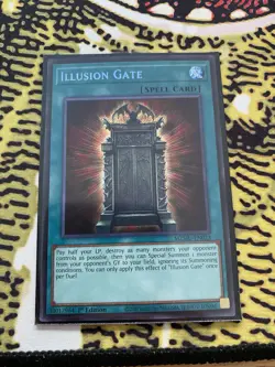 Konami Yu-Gi-Oh! Illusion Gate-Secret Rare-MzMu - Image 1