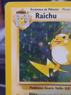 FRENCH Raichu Holo 14/102 Pokemon Base Set WOTC (FRENCH Language) Heavy Play - Image 3