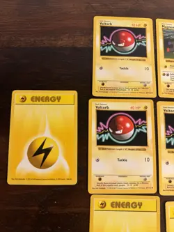 VINTAGE SHADOWLESS Pokemon Base Set Collection - Lot of 13 Cards - ELECTRIC TYPE - Image 2