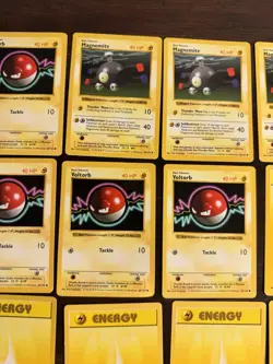 VINTAGE SHADOWLESS Pokemon Base Set Collection - Lot of 13 Cards - ELECTRIC TYPE - Image 5