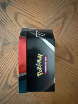 🔥Pokemon TCG: V Heroes Tin - Umbreon V! Factory Sealed!🔥 - Image 4