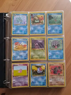 lotto 171 carte pokemon vintage Ita Eng + Raccoglitore Pikachu Base Fossil... - Image 1