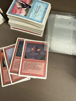 Magic the Gathering Card lot With Ice Age Starter Deck Box And Cards - Image 5