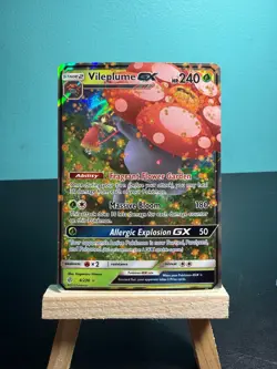 Pokemon TCG Vileplume GX Sun & Moon Cosmic Eclipse 4/236 Holo Ultra Rare - Image 1