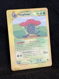 Vileplume 31/165 Pokemon TCG Card Expedition Reverse Holo Vintage 2002 Damaged - Image 2