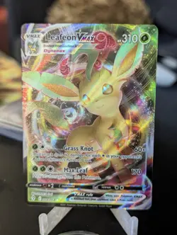 Pokemon TCG Leafeon VMAX Ultra Rare Holo Card SWSH Evolving Skies 008/203 - Image 1