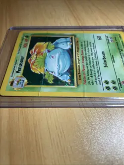 Pokemon Venusaur 15/102 Base Set Holo Rare Damaged - Image 2