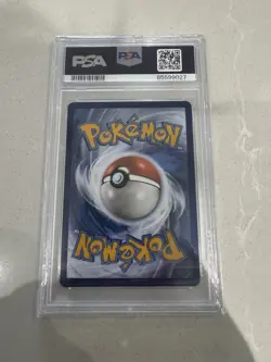 Pokemon Go 2022 Radiant Venusaur 004/078 PSA 8 - Image 2