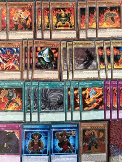 YuGiOh Axel Volcanic Blaze Accelerator Deck & Secret Rare Collection + Game Mat - Image 5