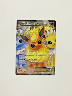 Flareon EX RC28/RC32 Pokemon Card Generations: Radiant Collection - Image 1