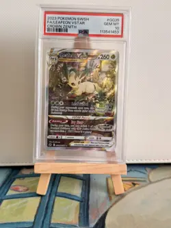 Leafeon Vstar GG35/GG70 PSA 10 - Crown Zenith - Pokemon Card Game - Image 1