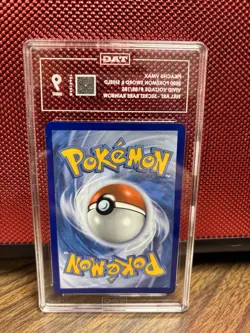 Pokemon Pikachu Vmax 181/185 Vivid Voltage Full Art Secret Rare Rainbow TAG 9 - Image 2