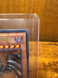 🔥 Yugioh! Red Eyes Darkness Metal Dragon LCJW-EN050 Secret Rare 1st Edition NM - Image 3