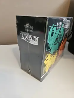 Pokemon Sword & Shield Evolving Skies Elite Trainer Box / Etb - Image 4