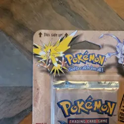 Pokemon Fossil RARE Blister Booster Pack WOTC Factory Sealed Mint Aerodactyl Art - Image 5